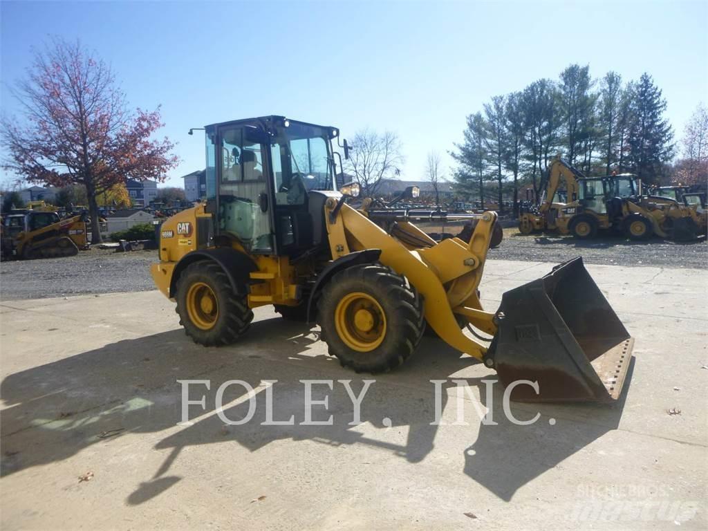 CAT 908M 輪胎式裝載機