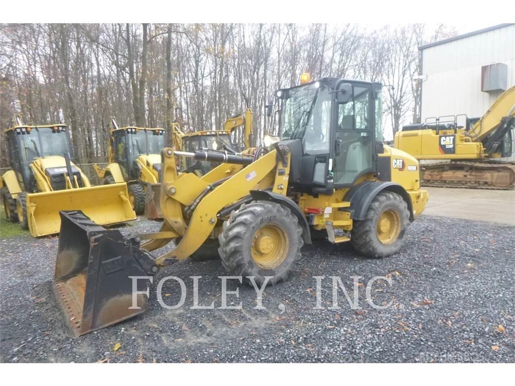 CAT 908M 輪胎式裝載機