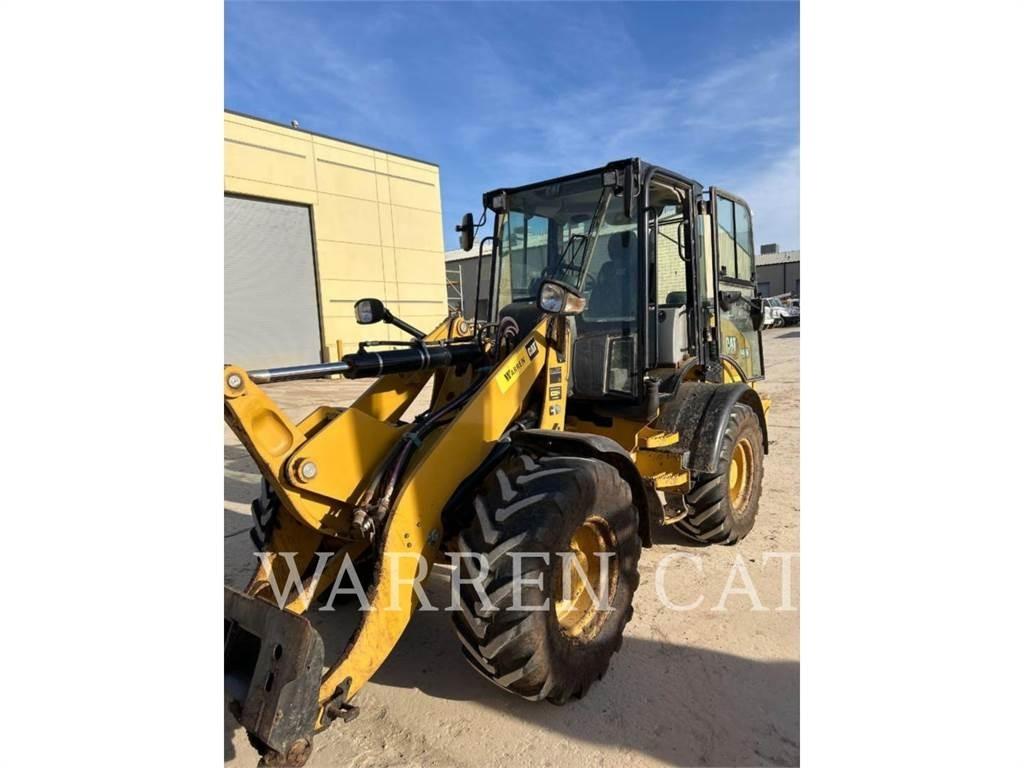 CAT 908M 輪胎式裝載機