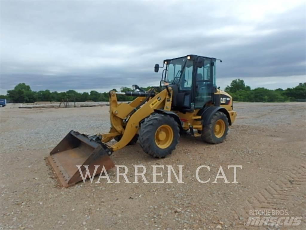 CAT 908M 輪胎式裝載機