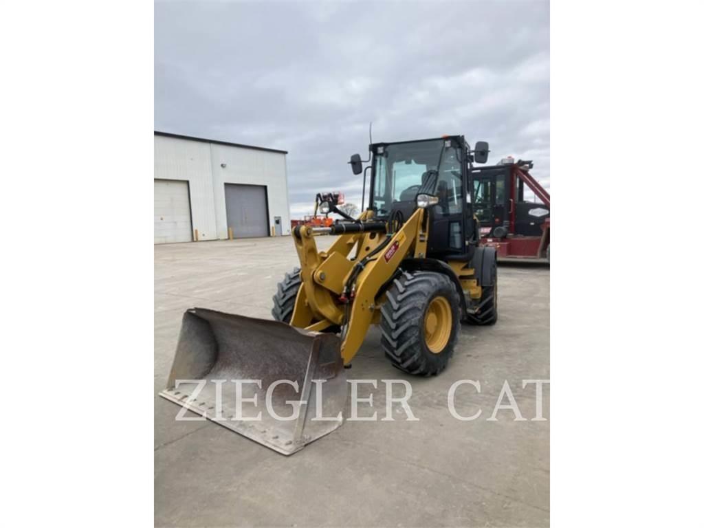 CAT 908M 輪胎式裝載機
