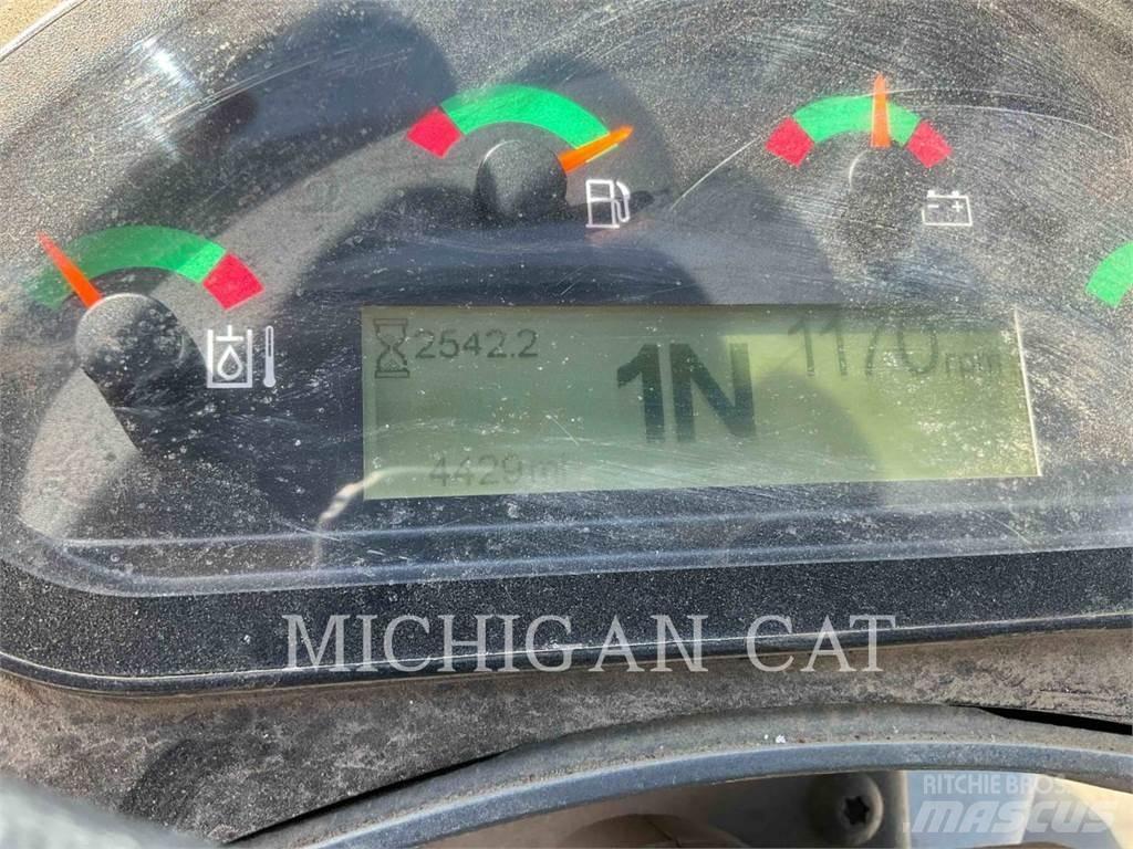 CAT 908M 輪胎式裝載機