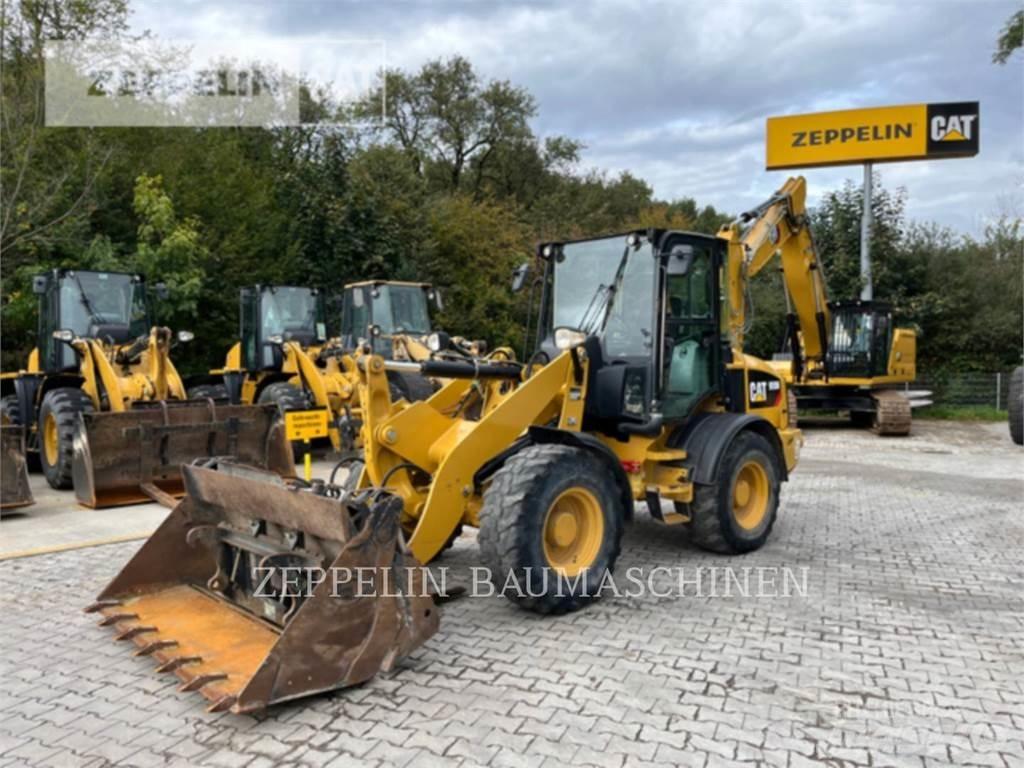 CAT 908M 輪胎式裝載機