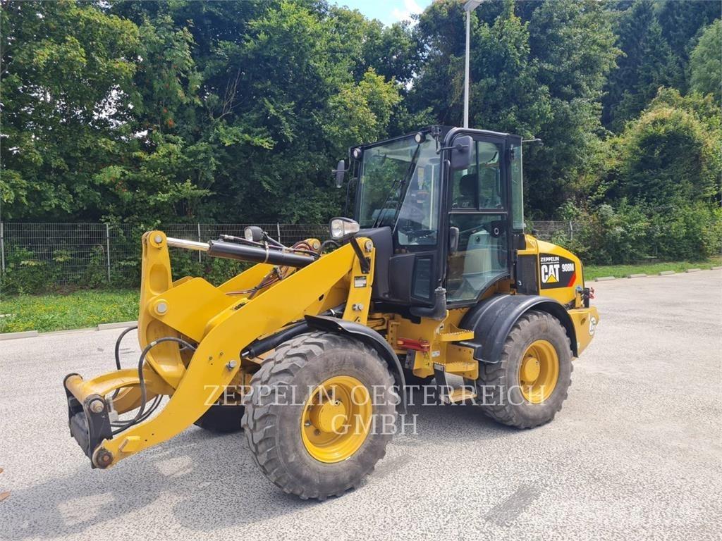 CAT 908M 輪胎式裝載機