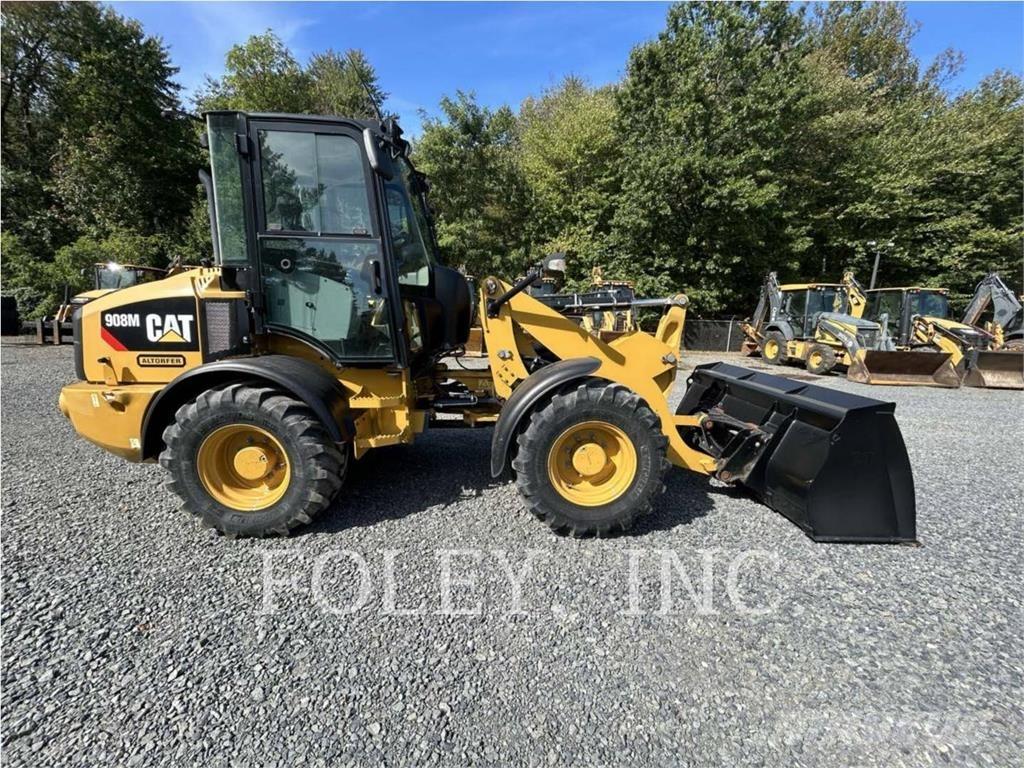 CAT 908M 輪胎式裝載機