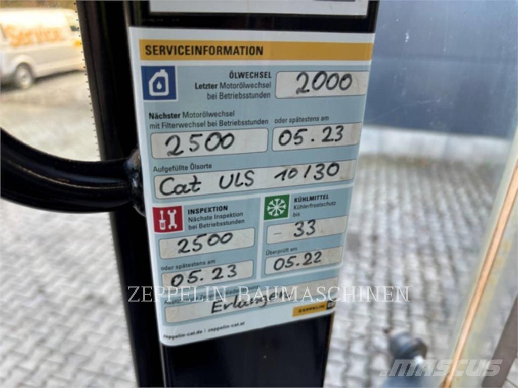 CAT 908M 輪胎式裝載機