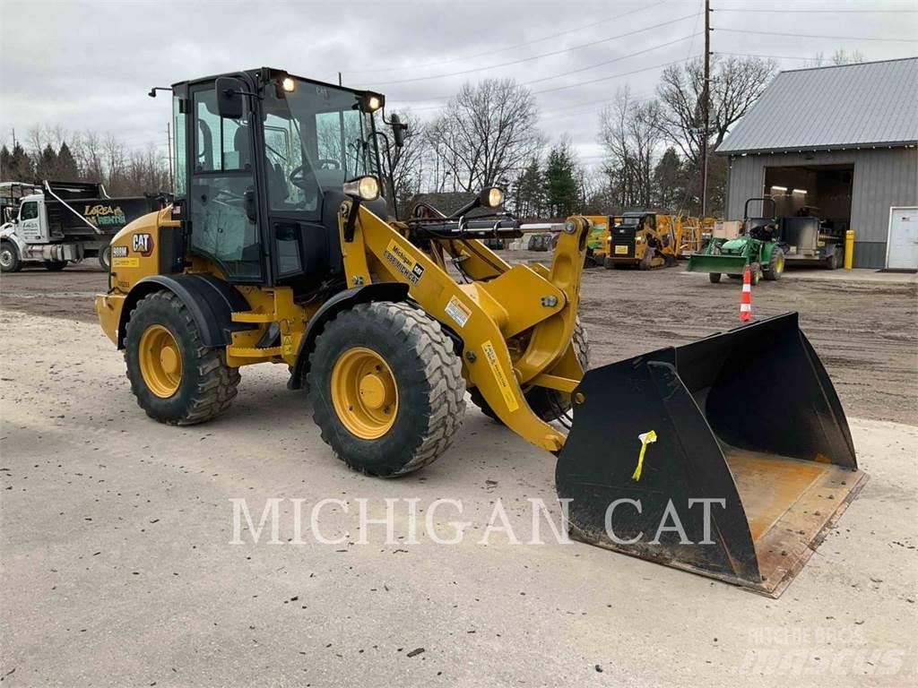 CAT 908M ARW 輪胎式裝載機