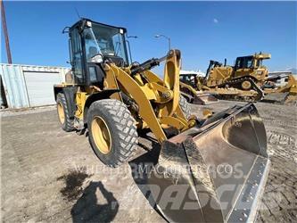 CAT 910M 輪胎式裝載機