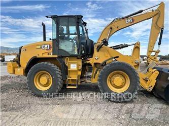 CAT 914 輪胎式裝載機