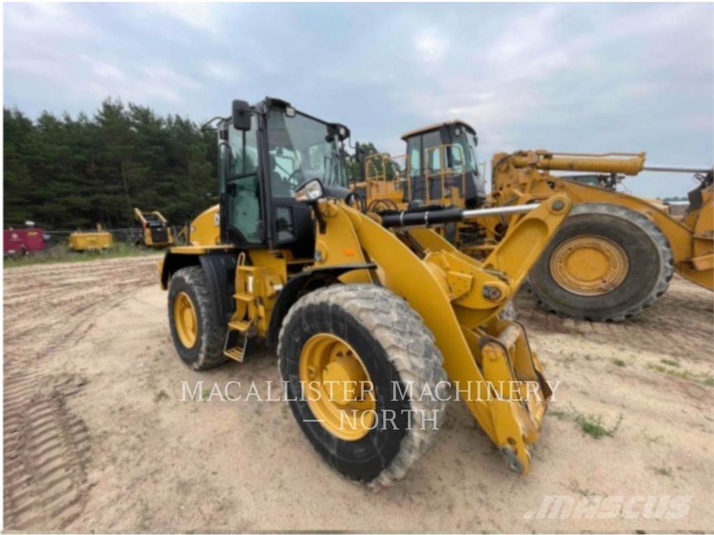 CAT 91414 輪胎式裝載機