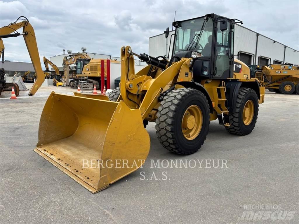 CAT 914M 輪胎式裝載機