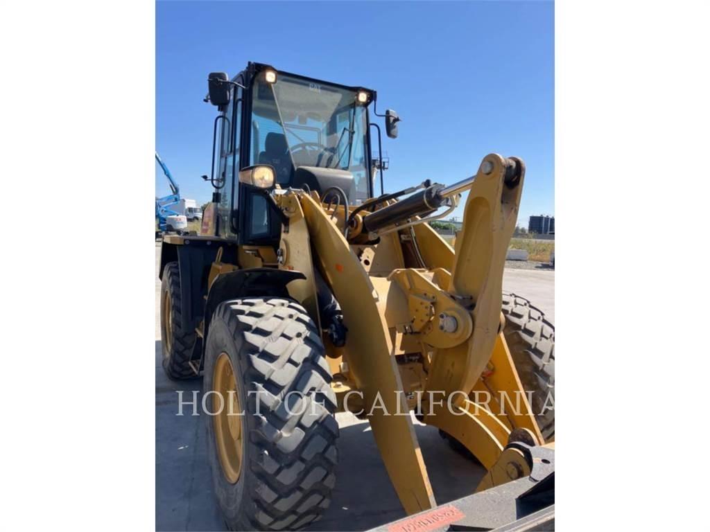 CAT 918 輪胎式裝載機