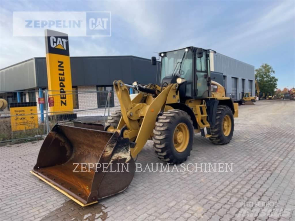 CAT 918M 輪胎式裝載機