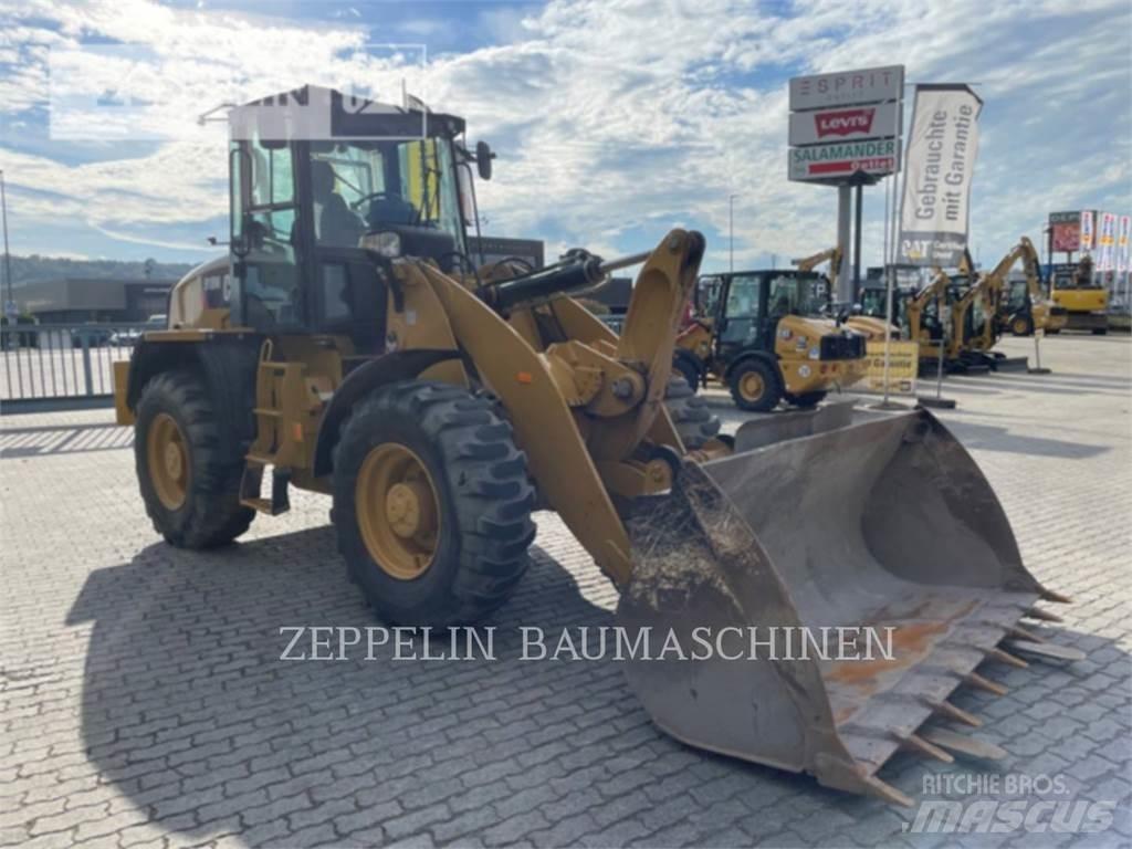 CAT 918M 輪胎式裝載機