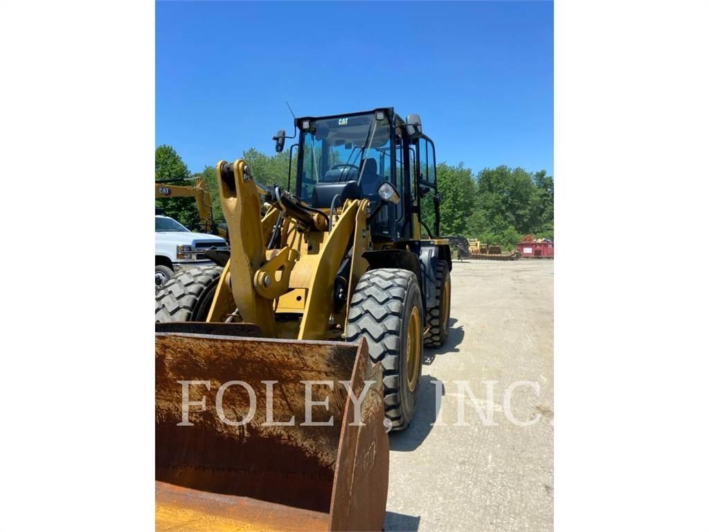 CAT 918M 輪胎式裝載機