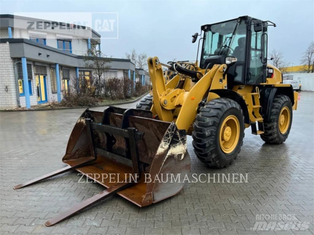 CAT 918M 輪胎式裝載機