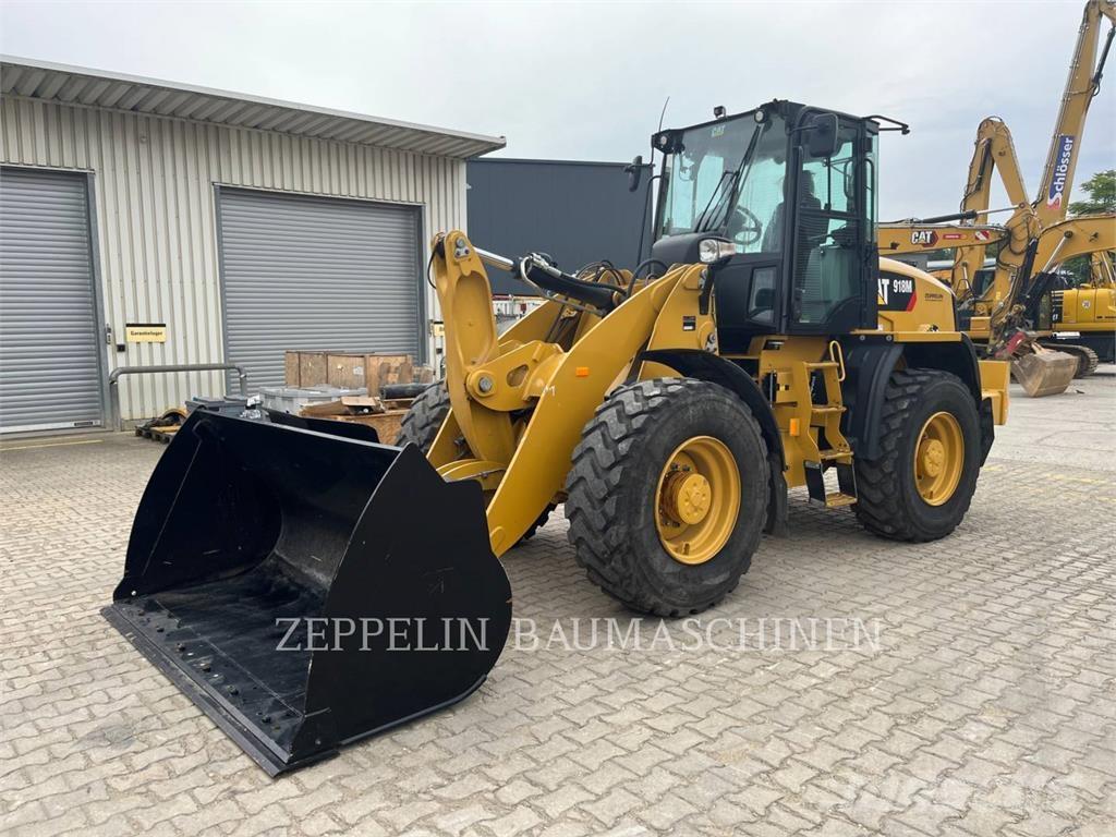 CAT 918M 輪胎式裝載機
