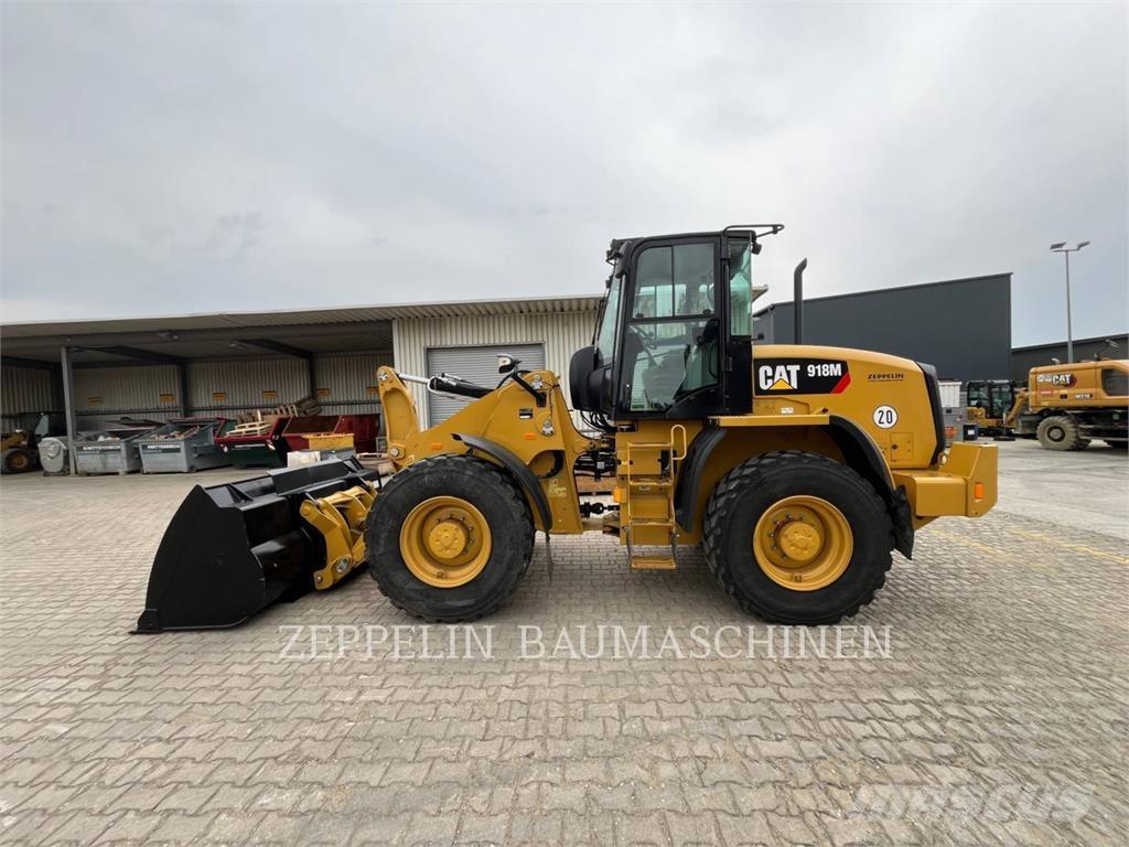 CAT 918M 輪胎式裝載機