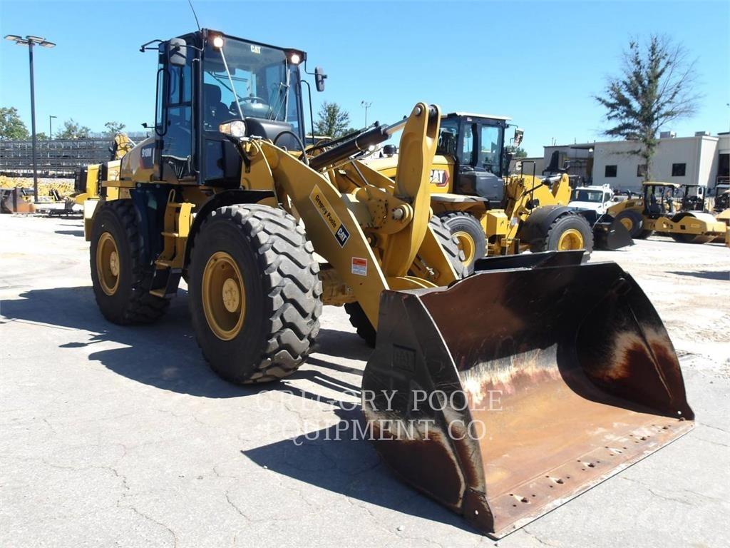 CAT 918M 輪胎式裝載機