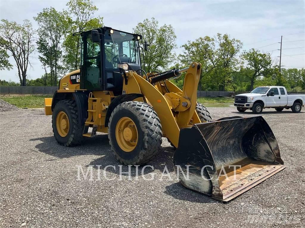 CAT 918M ARQ 輪胎式裝載機