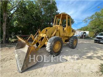 CAT 920 輪胎式裝載機