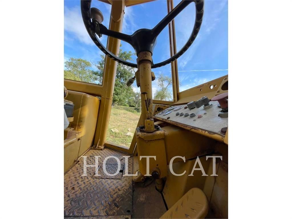 CAT 920 輪胎式裝載機