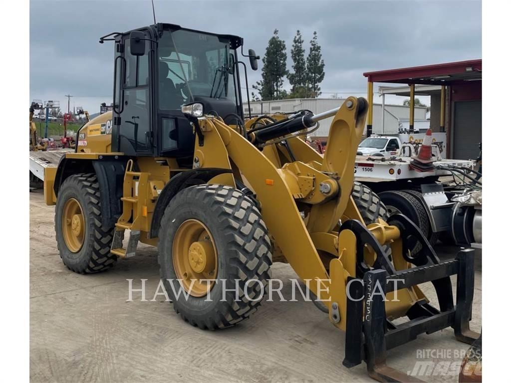 CAT 920 輪胎式裝載機