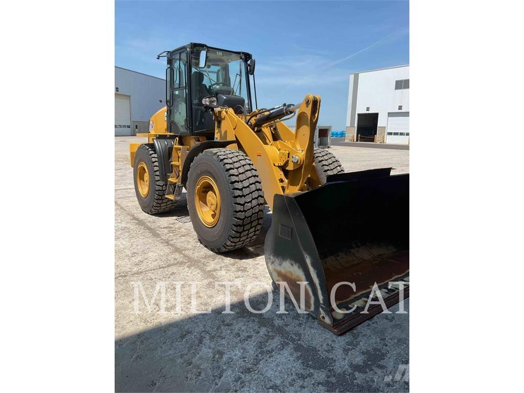 CAT 920 輪胎式裝載機