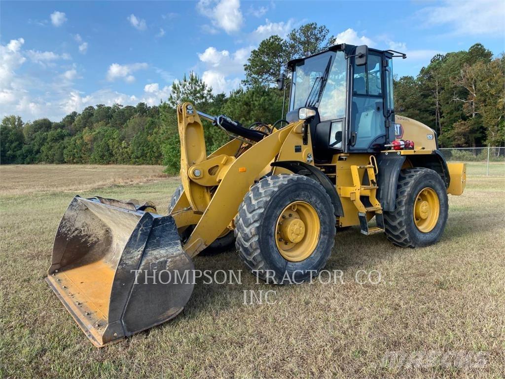 CAT 920 輪胎式裝載機