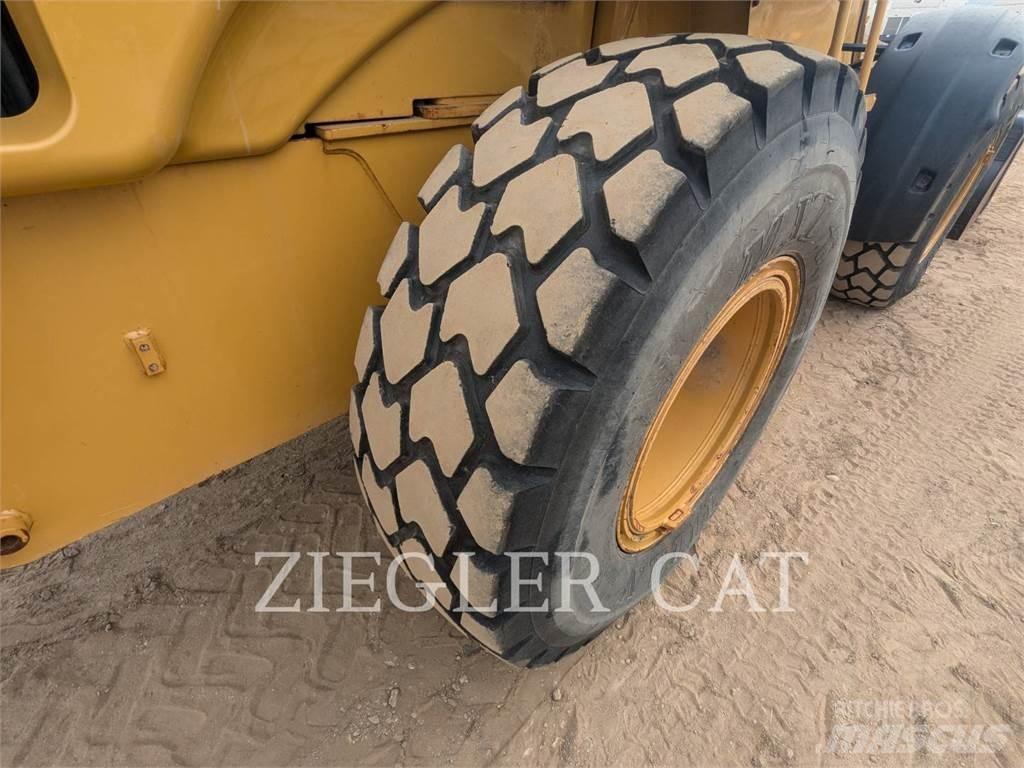 CAT 924G 輪胎式裝載機