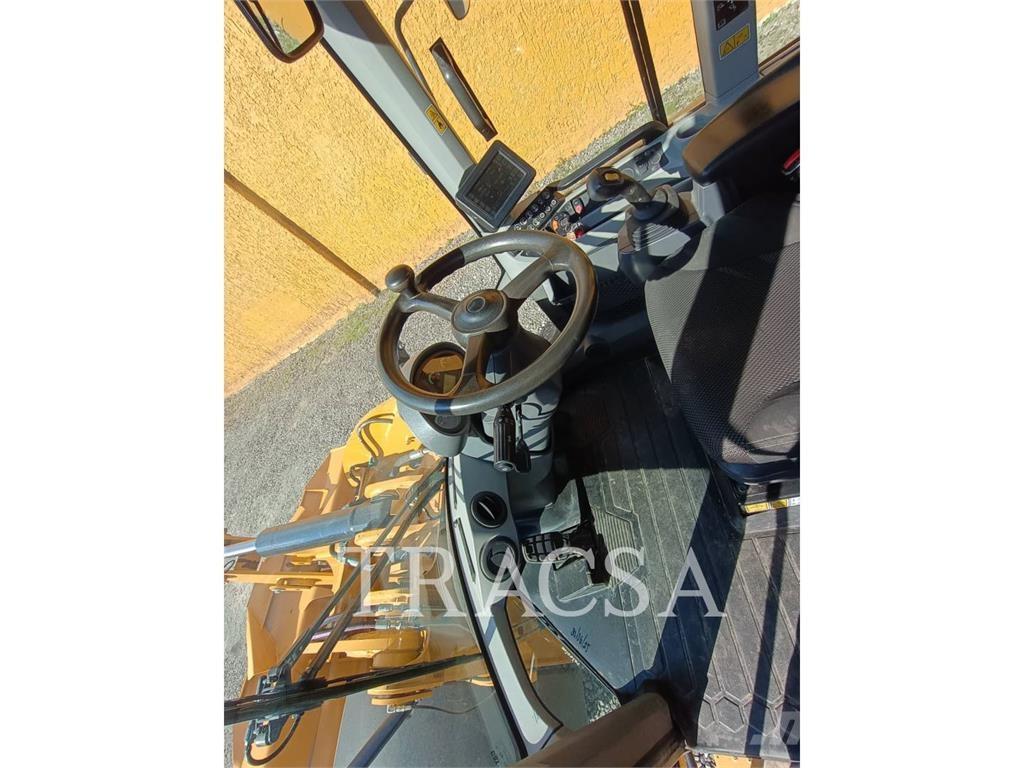 CAT 924K 輪胎式裝載機