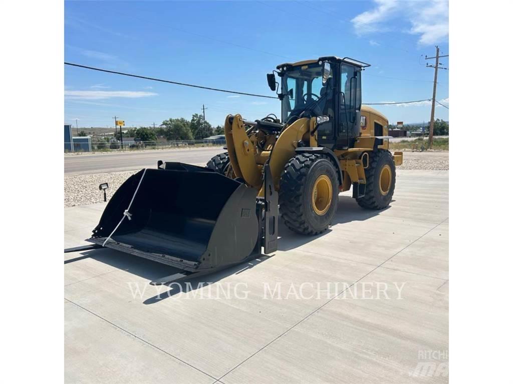 CAT 926 輪胎式裝載機