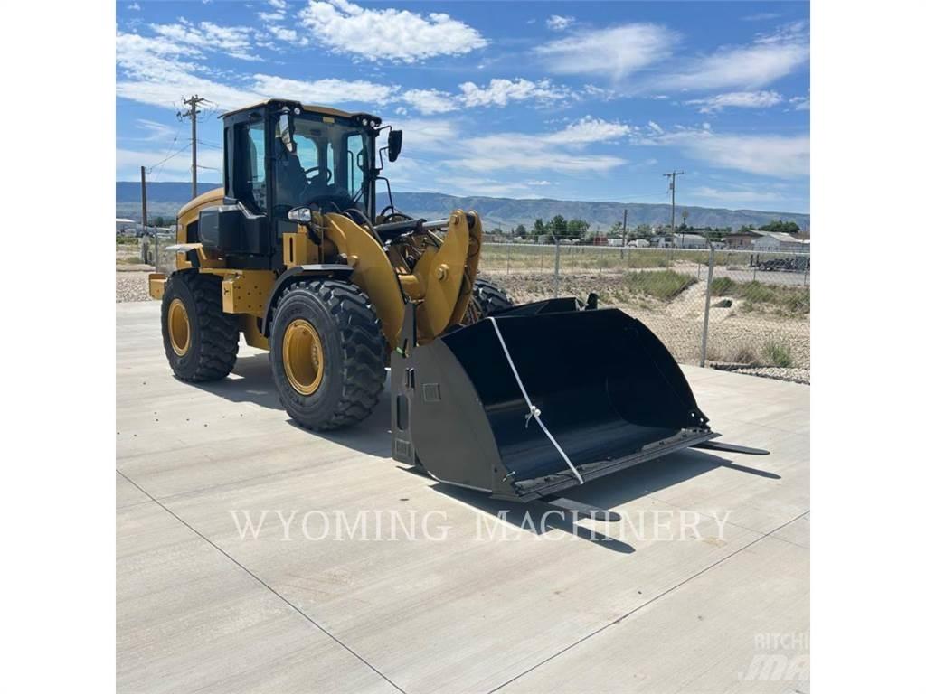 CAT 926 輪胎式裝載機
