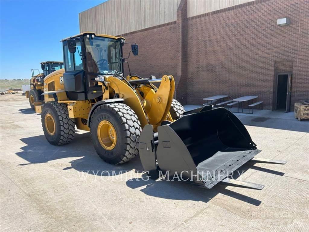 CAT 926M 輪胎式裝載機