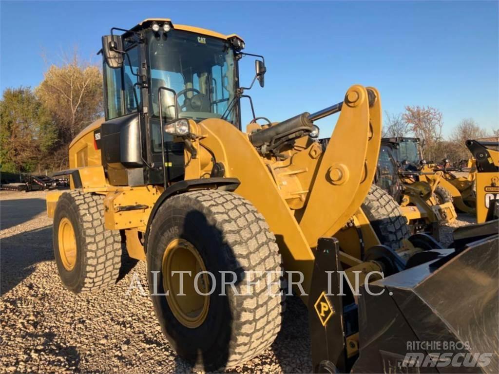 CAT 926M 輪胎式裝載機