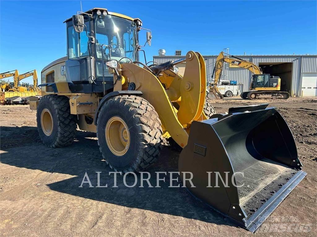 CAT 926M 輪胎式裝載機