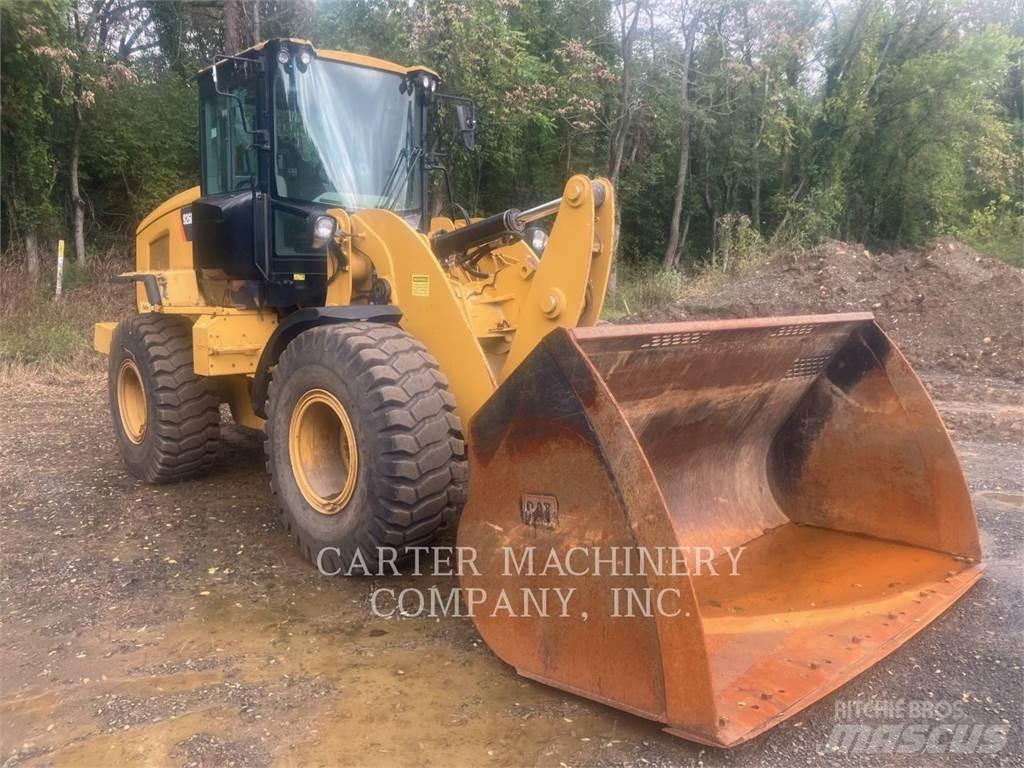 CAT 926M 輪胎式裝載機