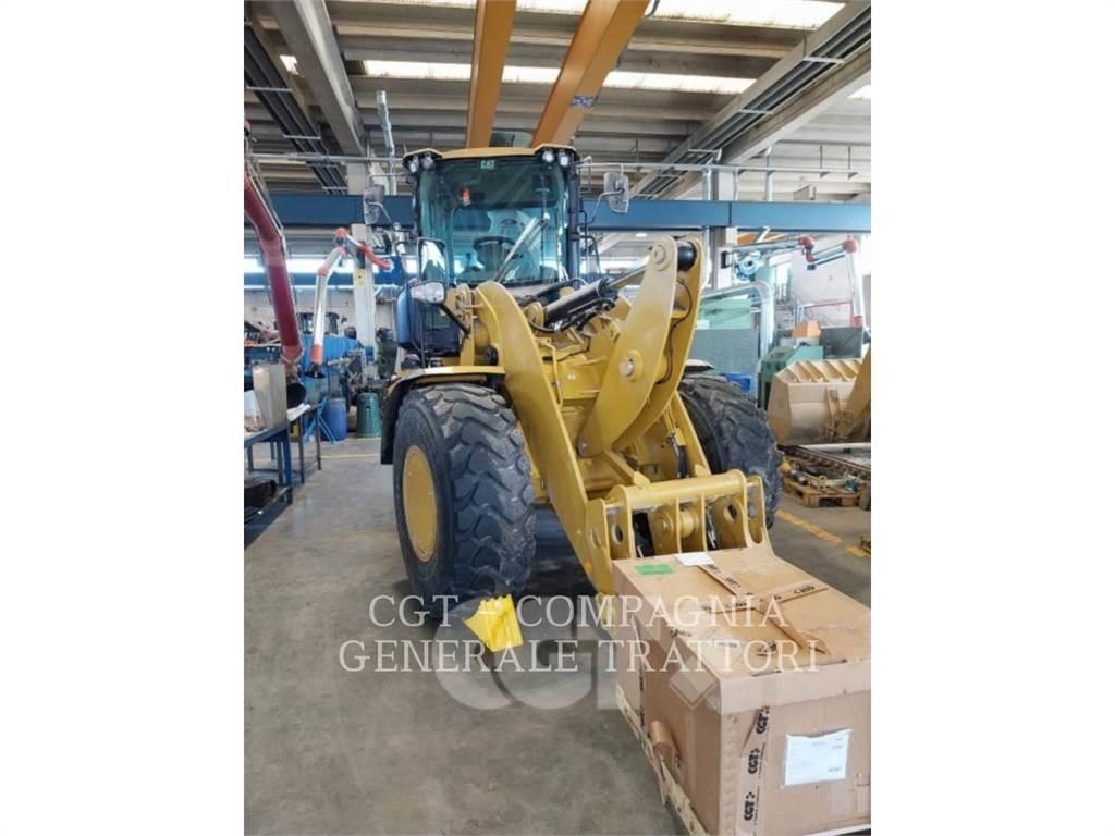 CAT 926M 輪胎式裝載機