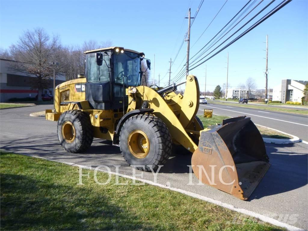 CAT 926M 輪胎式裝載機