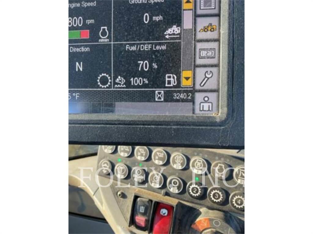 CAT 926M 輪胎式裝載機