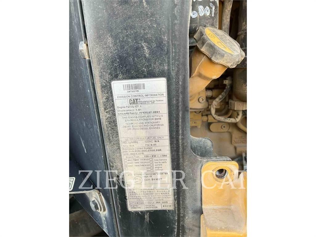 CAT 926M 輪胎式裝載機