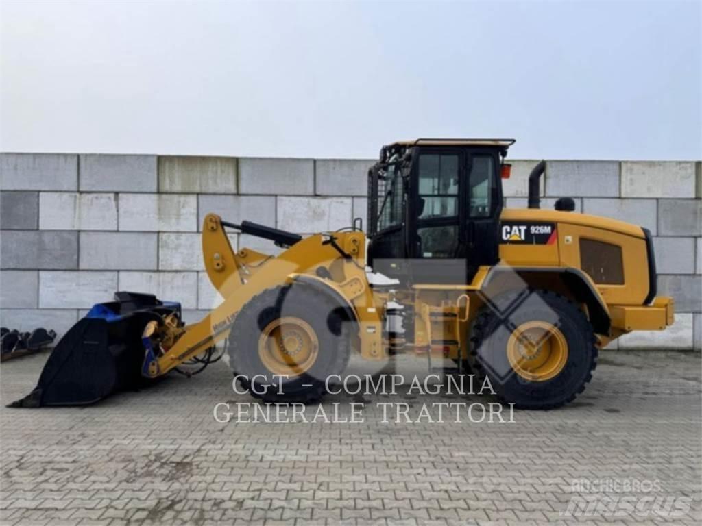 CAT 926M 輪胎式裝載機