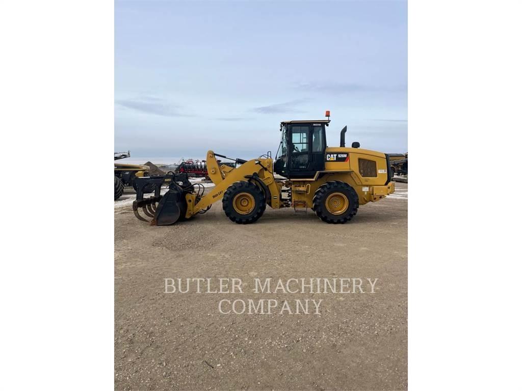 CAT 926M 輪胎式裝載機