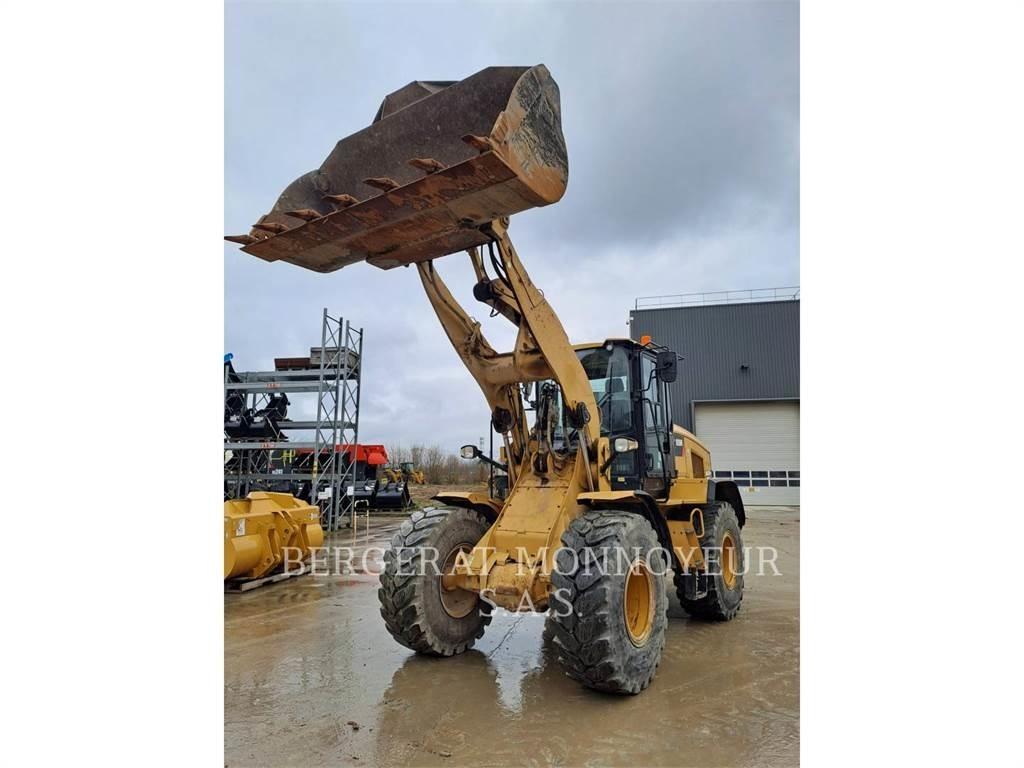 CAT 926M 輪胎式裝載機
