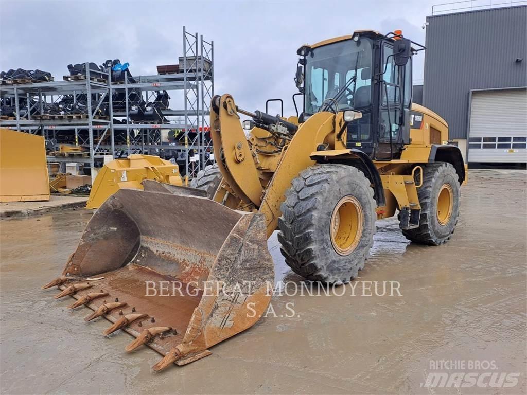 CAT 926M 輪胎式裝載機