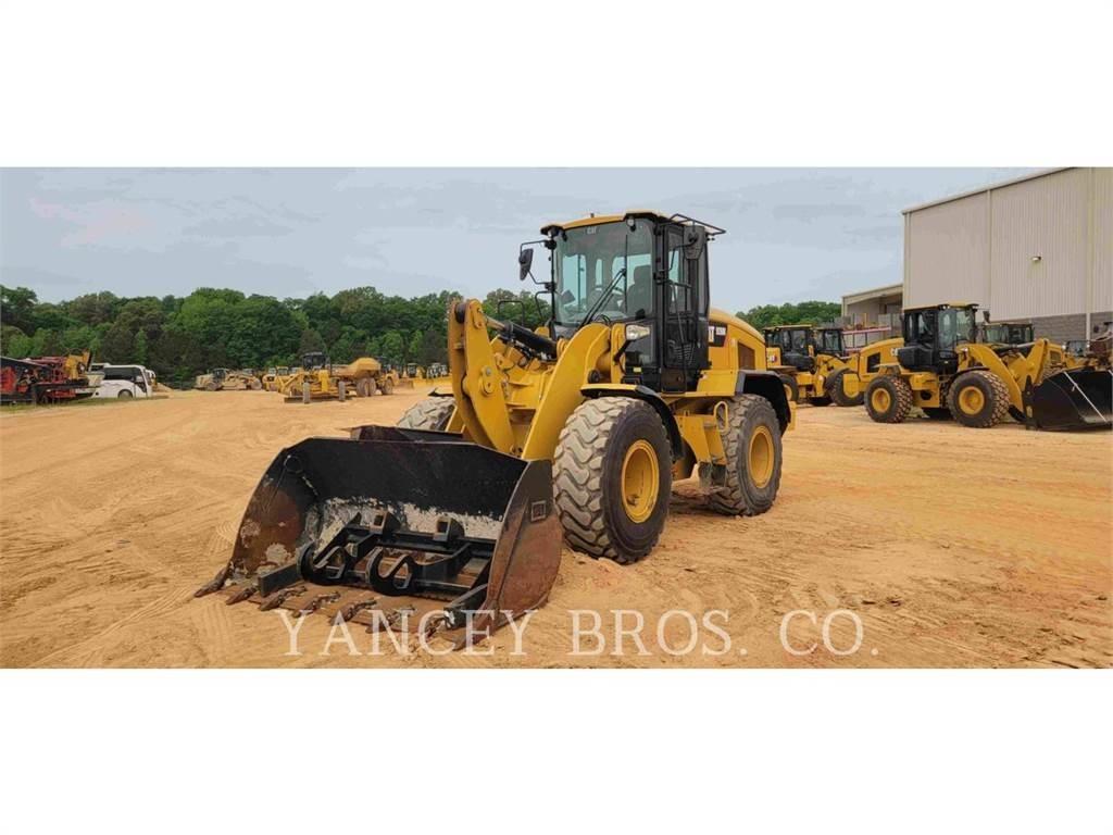 CAT 926M 輪胎式裝載機