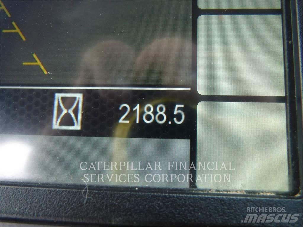 CAT 926M 輪胎式裝載機