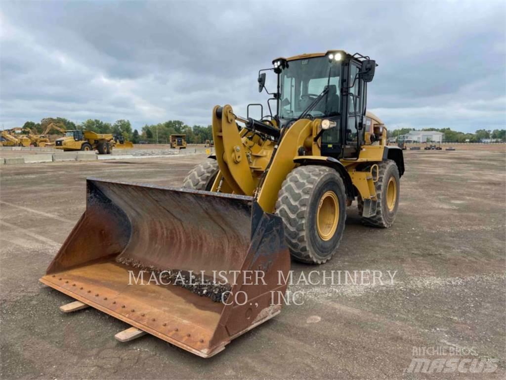 CAT 926M 輪胎式裝載機