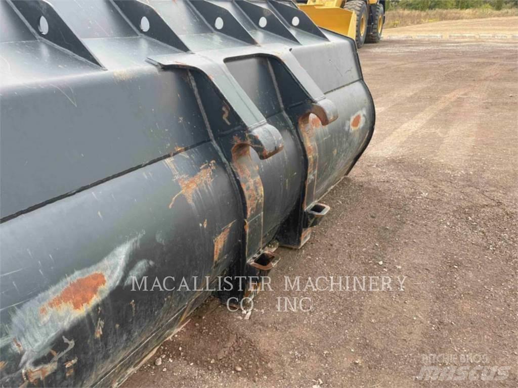 CAT 926M 輪胎式裝載機