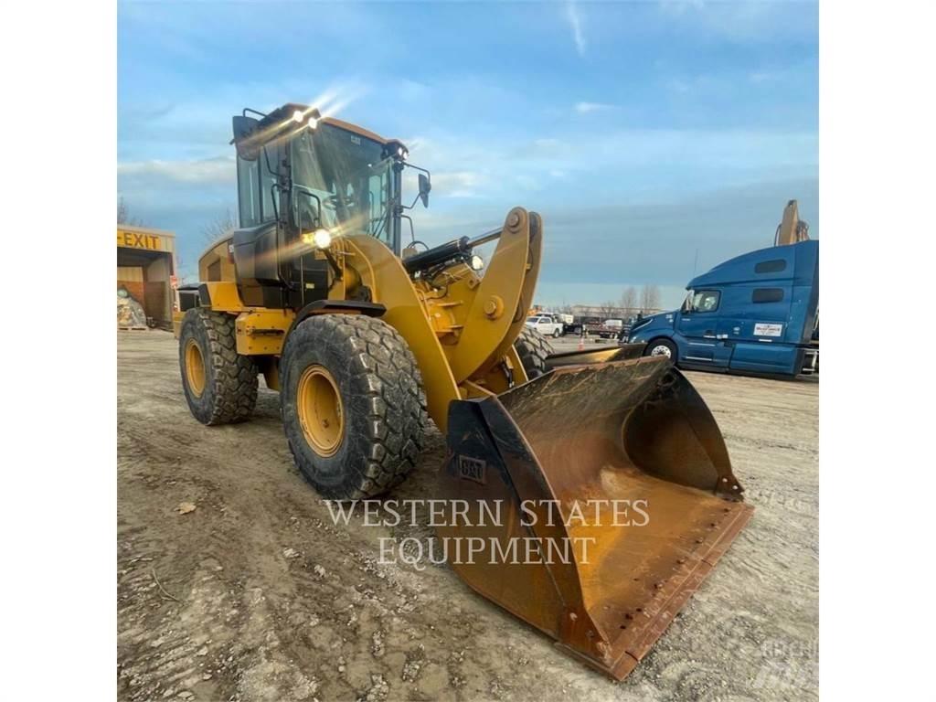 CAT 926M 輪胎式裝載機